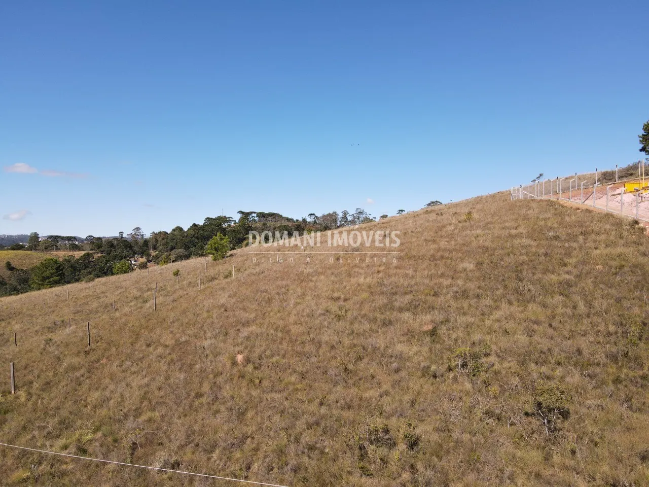 Terreno à venda de 1.180 m² em Campos do Jordão, SP, Brasil