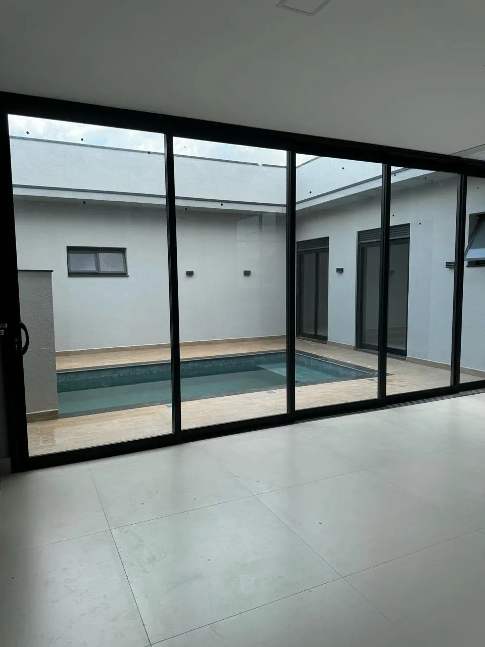 Casa à venda de 300 m² em Indaiatuba, SP, Brasil