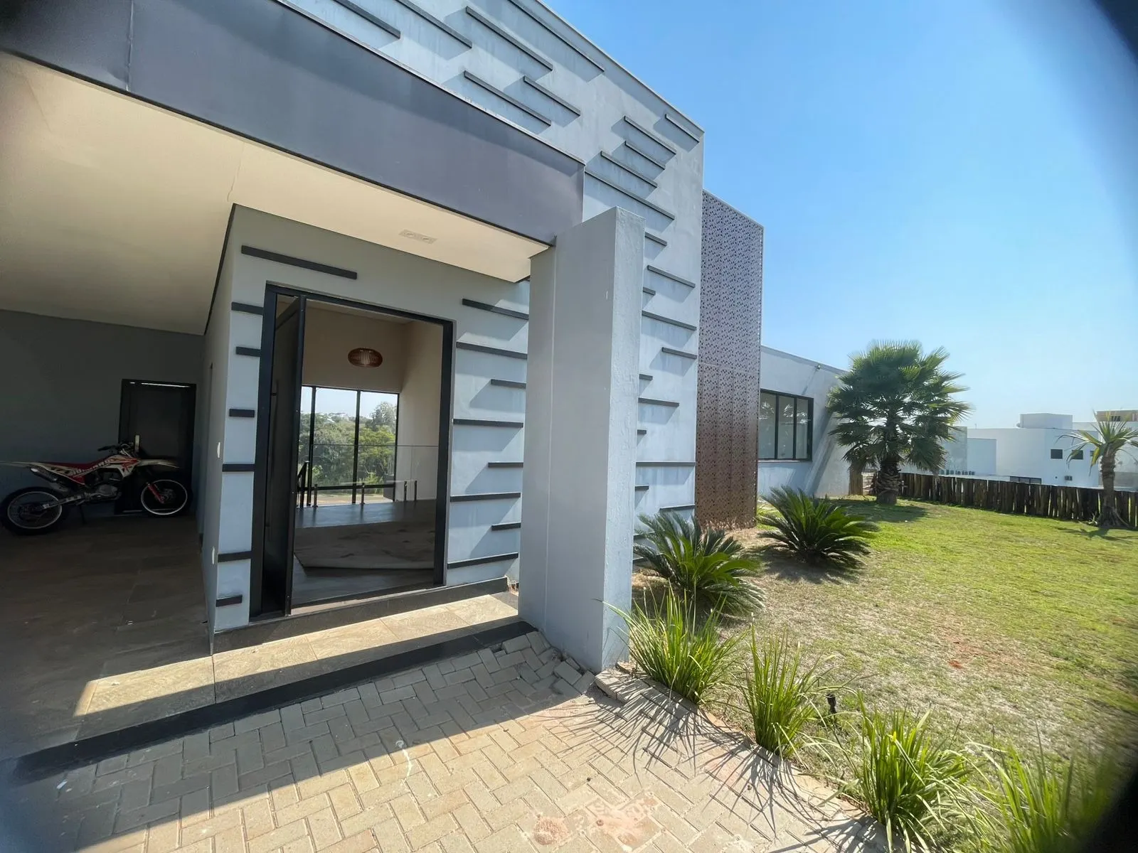 Casa à venda de 1.121 m² em Paranapanema, SP, Brasil