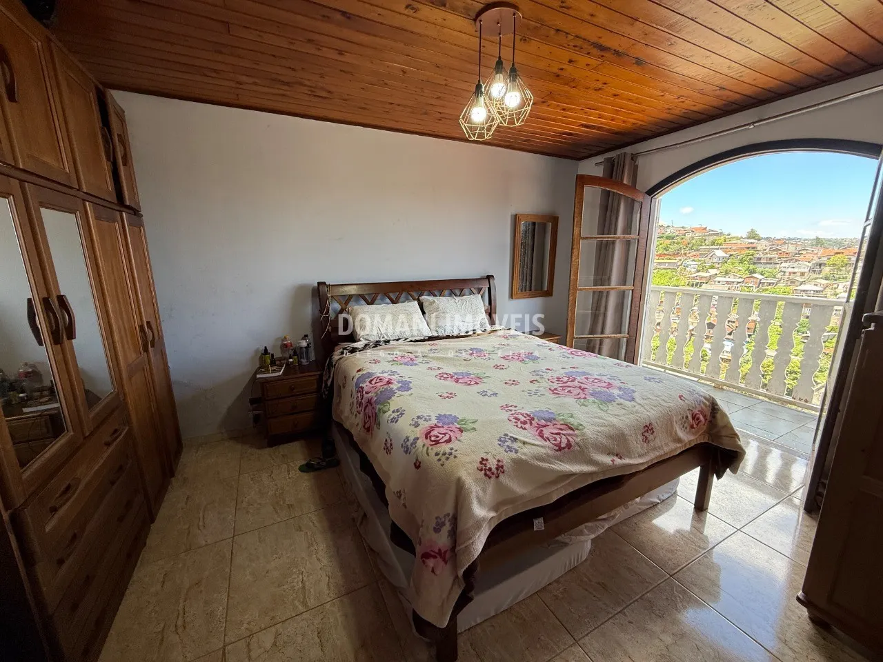 Casa à venda de 320 m² em Campos do Jordão, SP, Brasil
