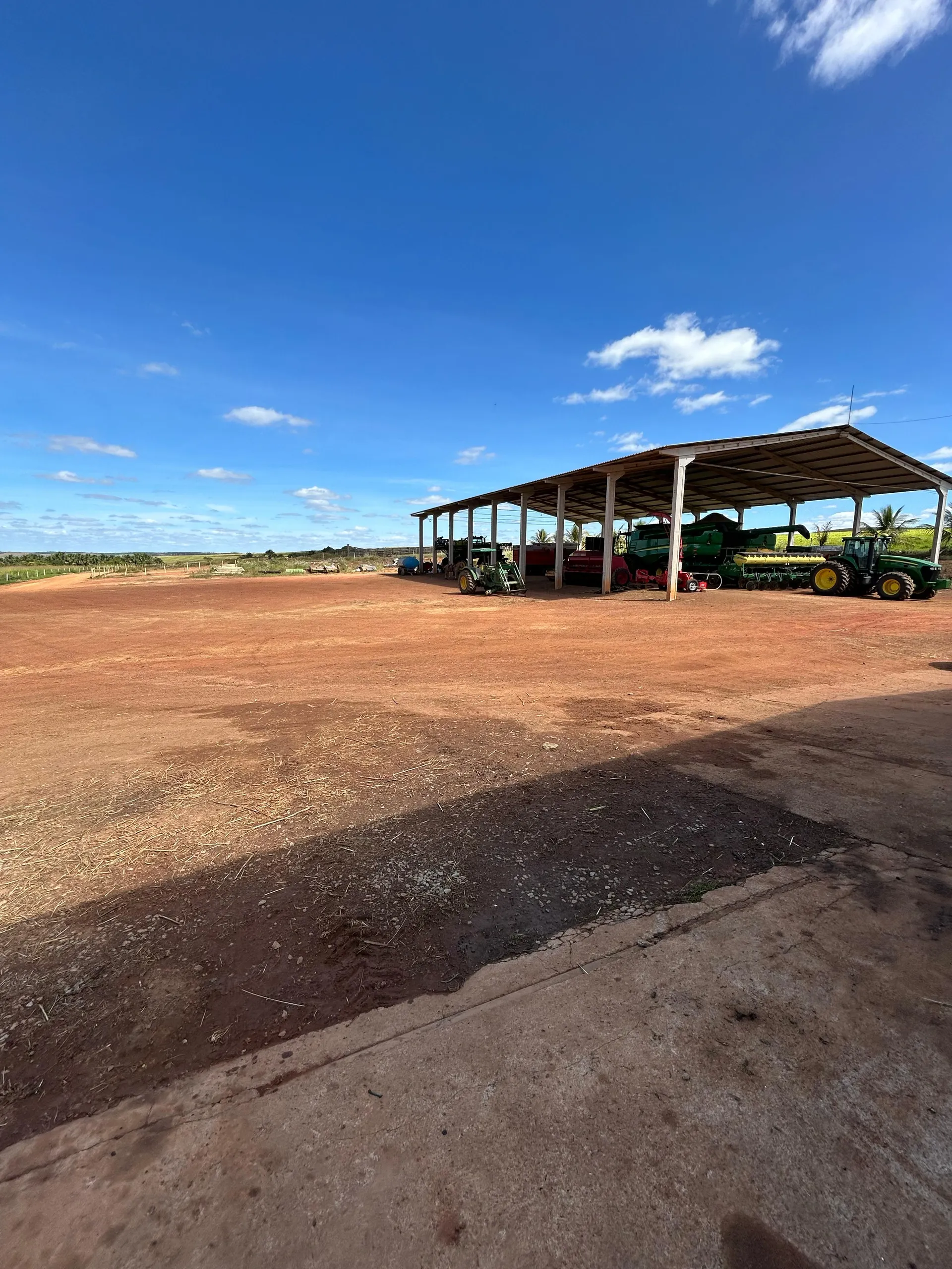 Fazenda à venda de 1.150 ha em Luziânia, GO, Brasil