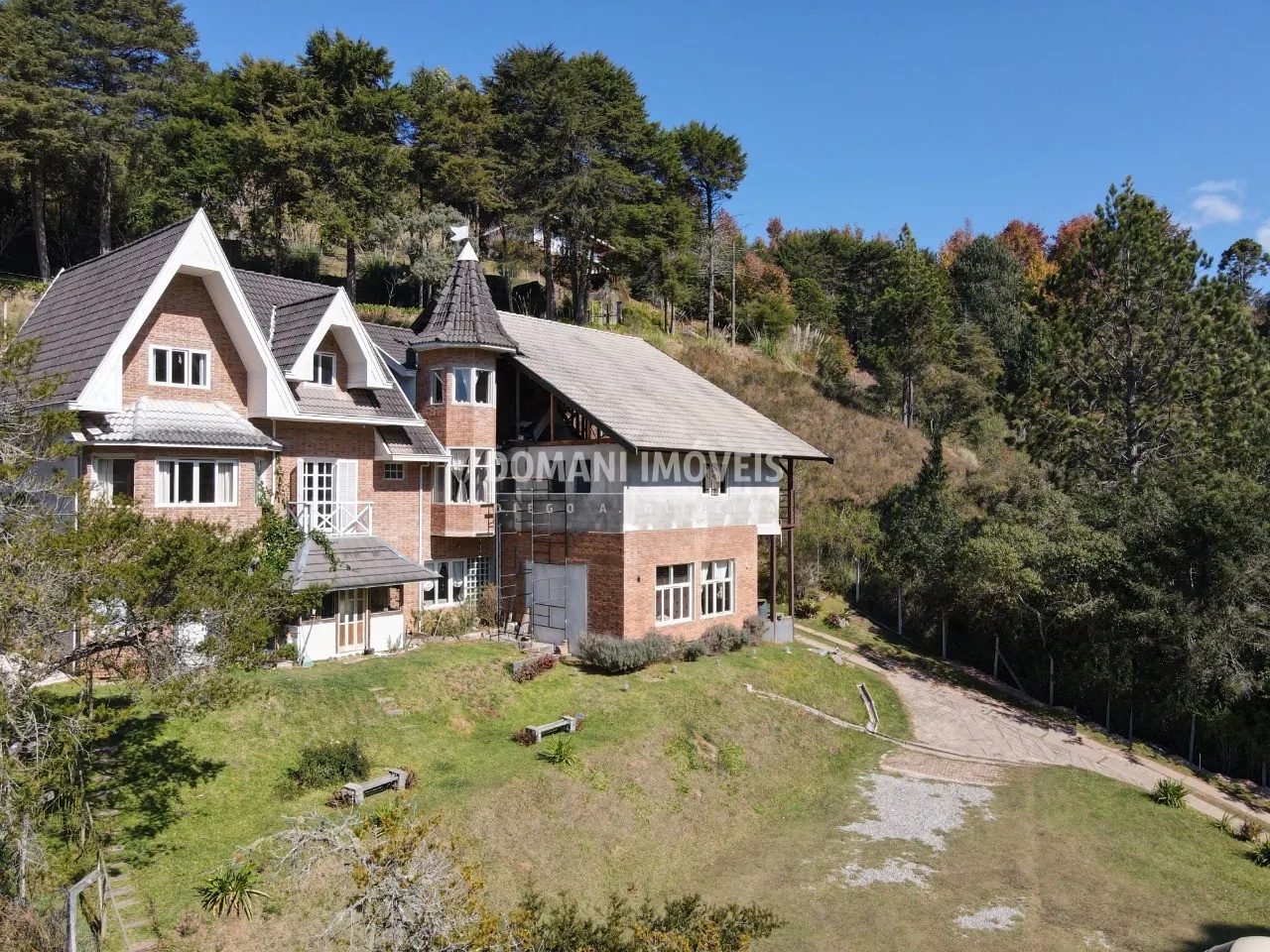 Pousada à venda de 2.010 m² em Campos do Jordão, SP, Brasil