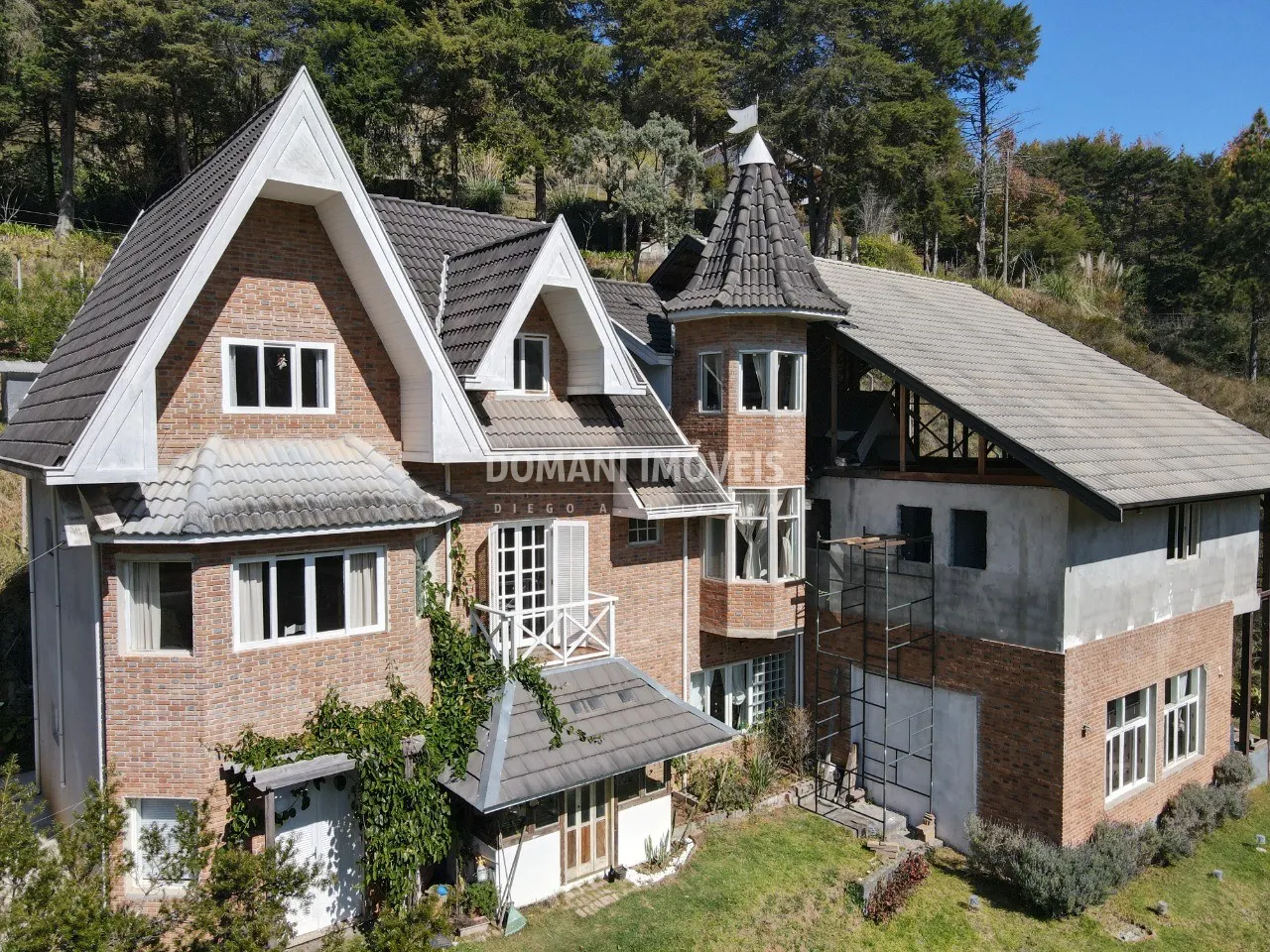 Pousada à venda de 2.010 m² em Campos do Jordão, SP, Brasil