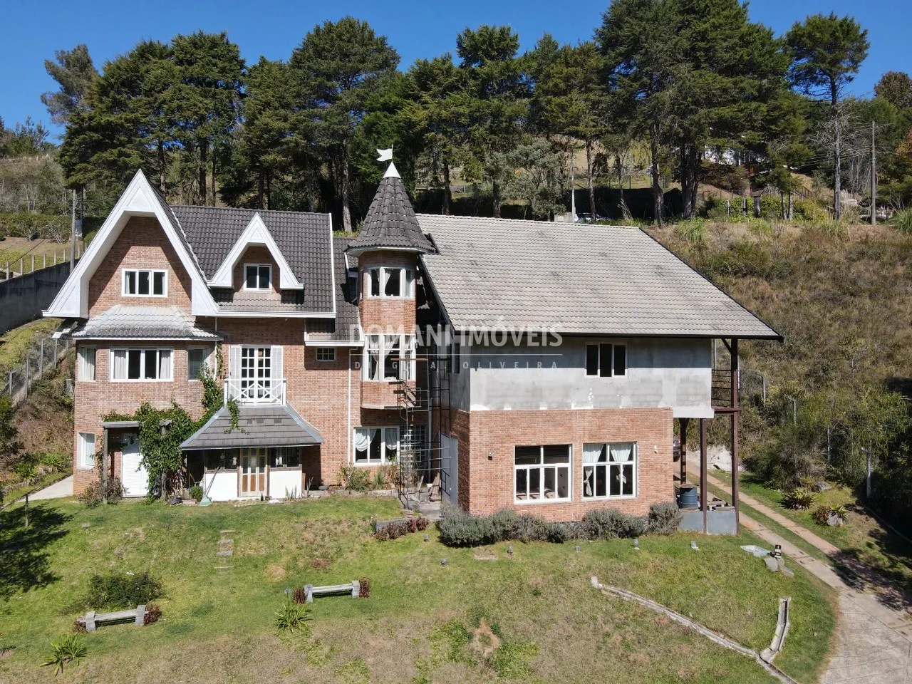 Pousada à venda de 2.010 m² em Campos do Jordão, SP, Brasil