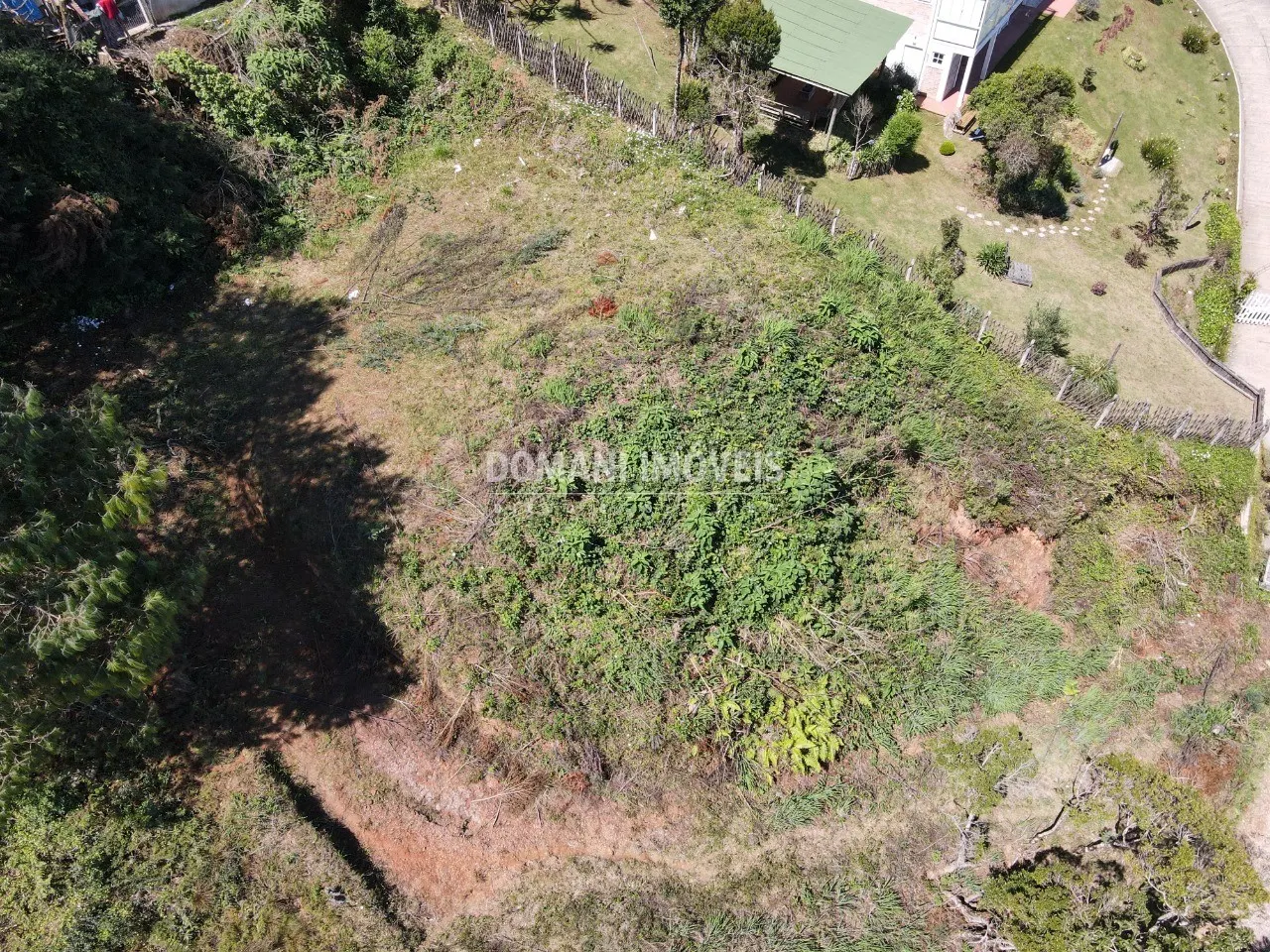 Terreno à venda de 940 m² em Campos do Jordão, SP, Brasil