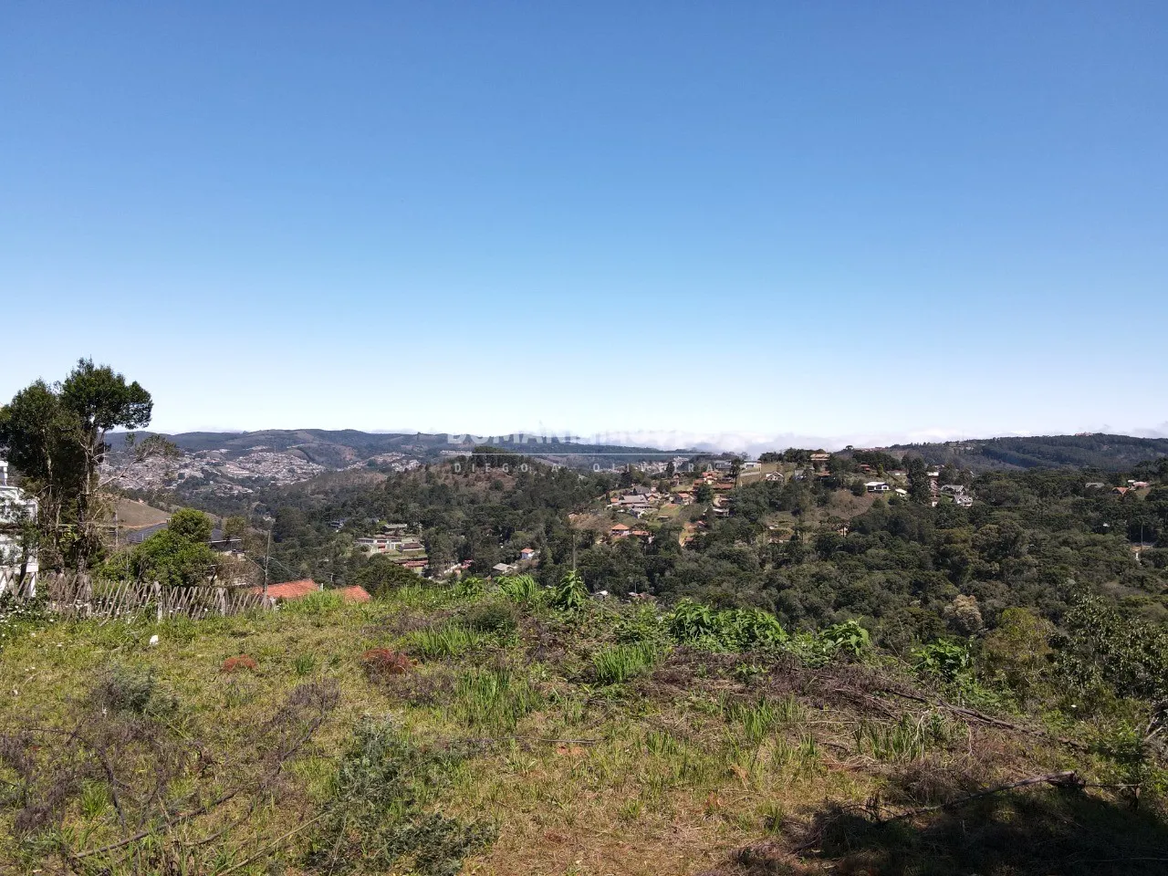 Terreno à venda de 940 m² em Campos do Jordão, SP, Brasil