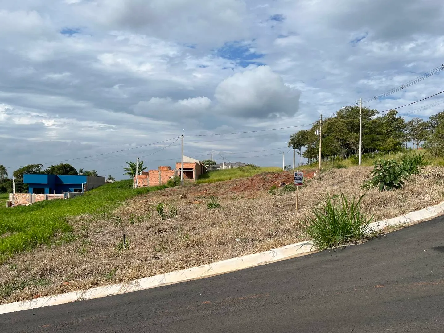 Terreno à venda de 333 m² em Piraju, SP, Brasil