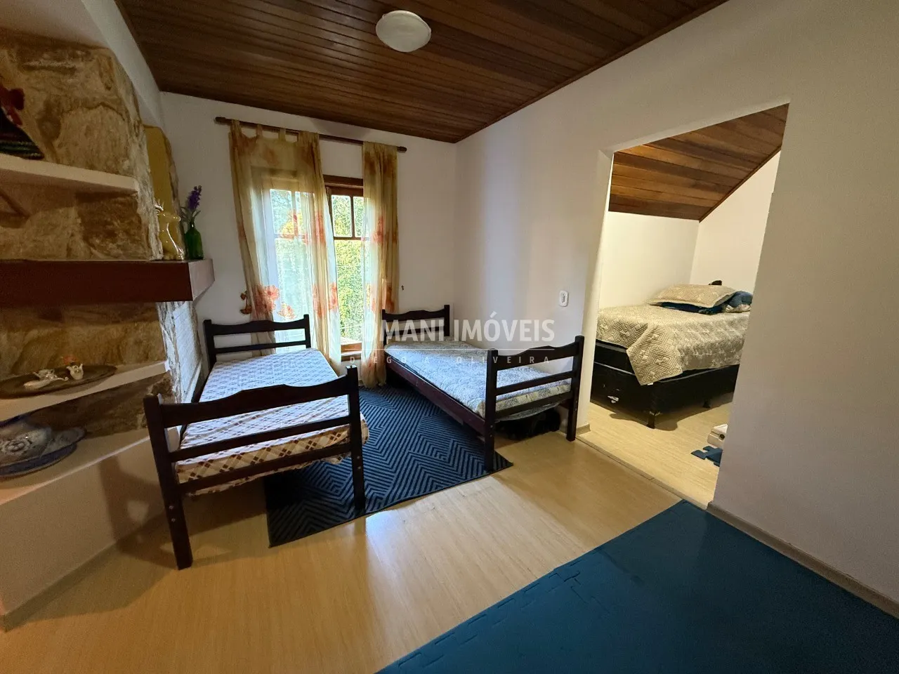Casa à venda de 1.070 m² em Campos do Jordão, SP, Brasil