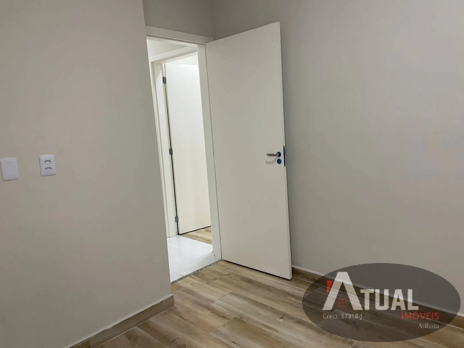 Casa à venda de 188 m² em Atibaia, SP, Brasil