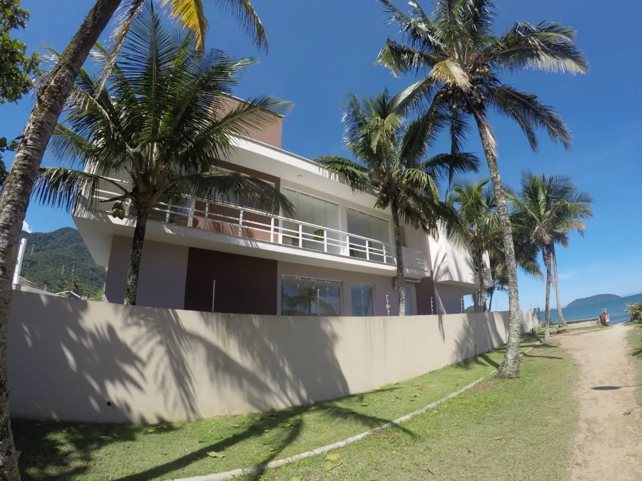 House for sale of 630 m² in Ubatuba, SP, Brazil