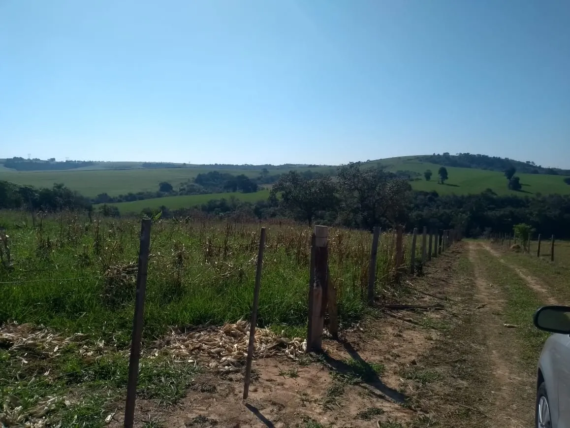 Terreno à venda de 1.520 m² em São Miguel Arcanjo, SP, Brasil