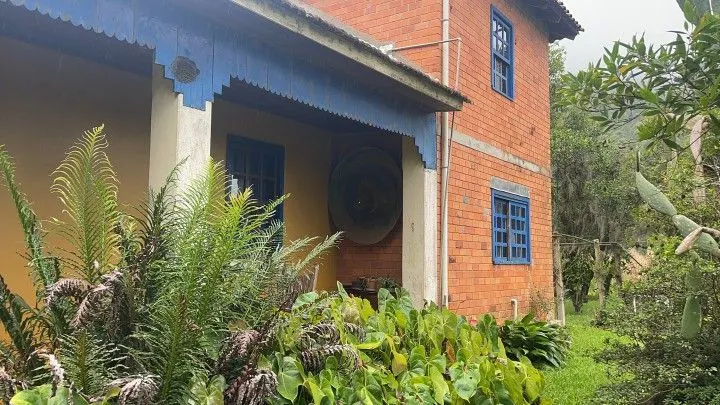 Sítio à venda de 81 ha em Maquiné, RS, Brasil