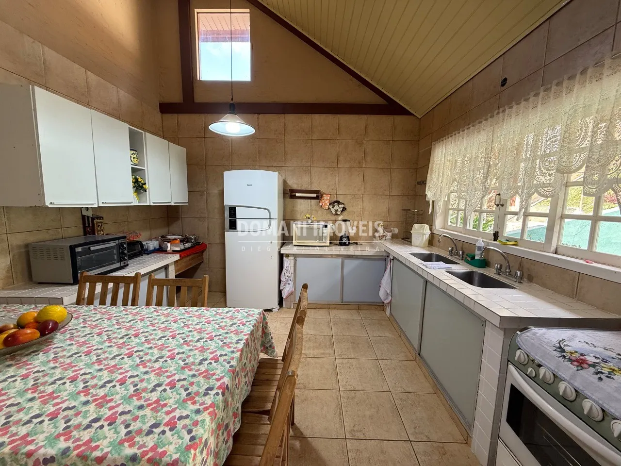House for sale of 1,450 m² in Campos do Jordão, SP, Brazil