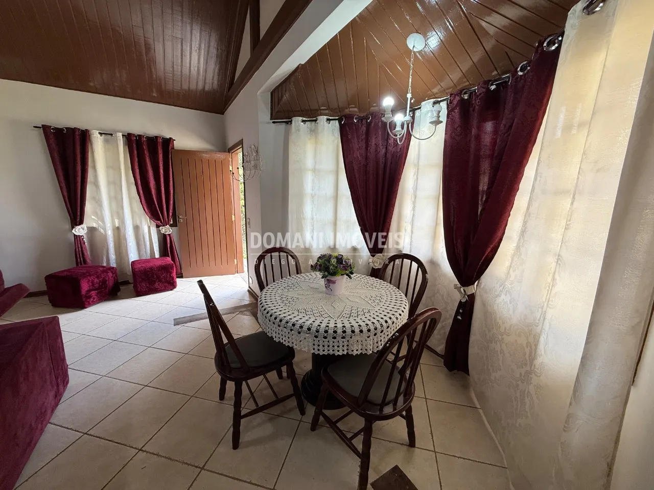 House for sale of 1,450 m² in Campos do Jordão, SP, Brazil