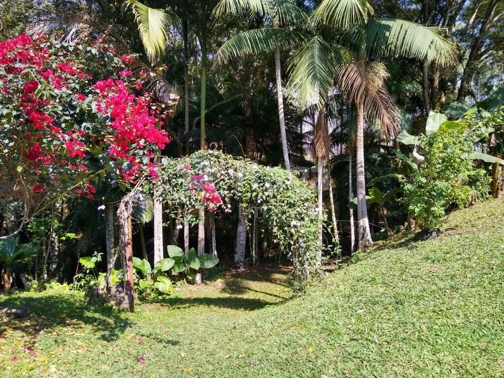 Fazenda à venda de 3 ha em Camboriú, SC, Brasil