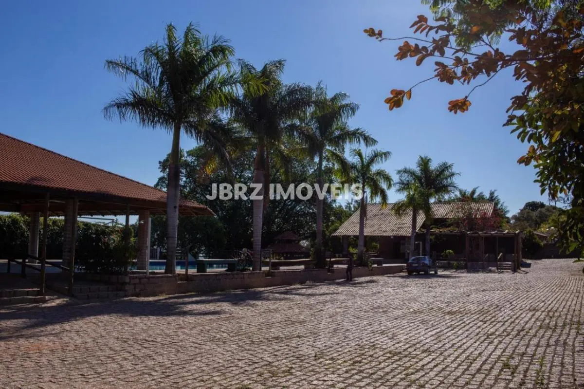 Sítio à venda de 4 ha em Indaiatuba, SP, Brasil