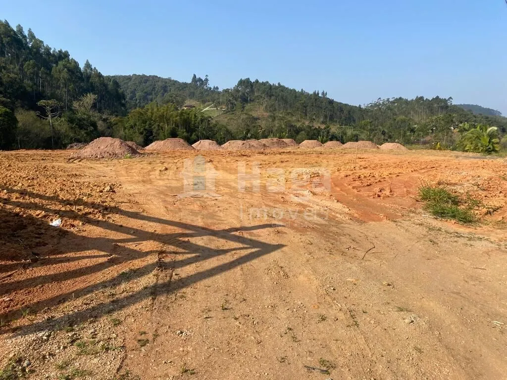 Terreno à venda de 5.880 m² em Nova Trento, SC, Brasil