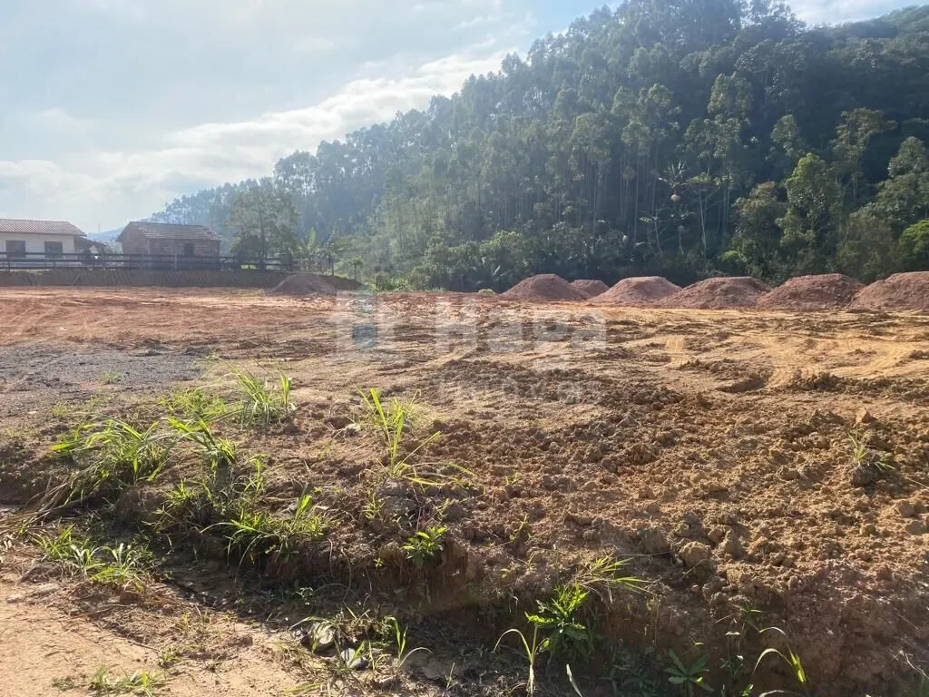 Terreno à venda de 5.880 m² em Nova Trento, SC, Brasil