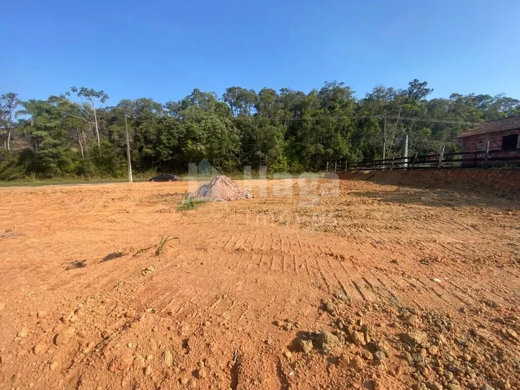 Terreno à venda de 5.880 m² em Nova Trento, SC, Brasil