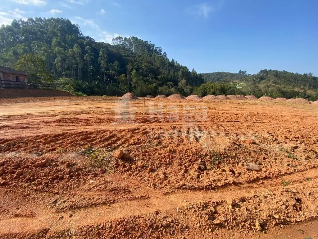Terreno à venda de 5.880 m² em Nova Trento, SC, Brasil