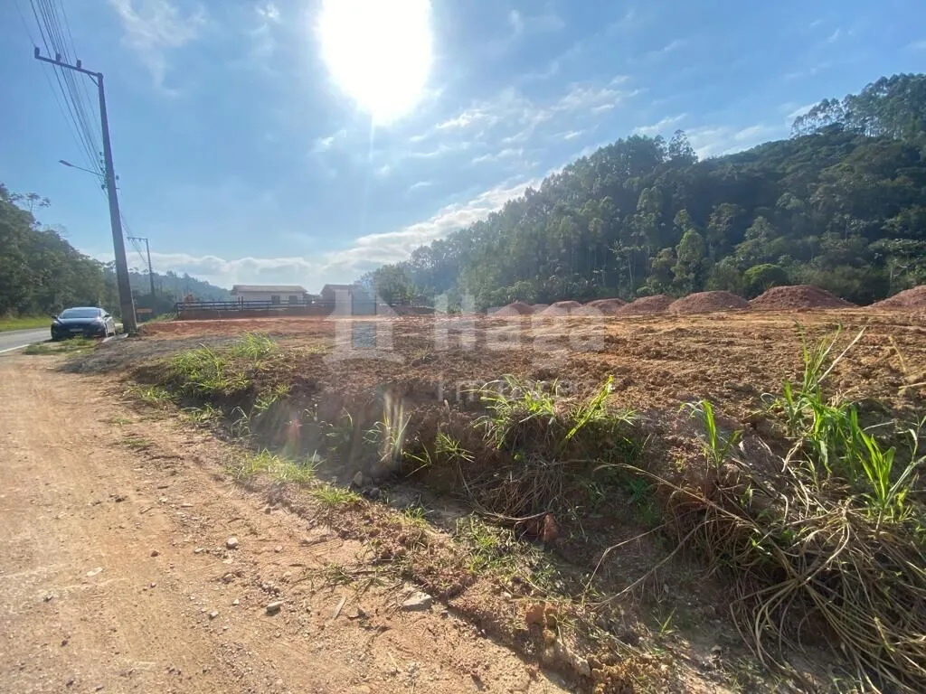 Terreno à venda de 5.880 m² em Nova Trento, SC, Brasil