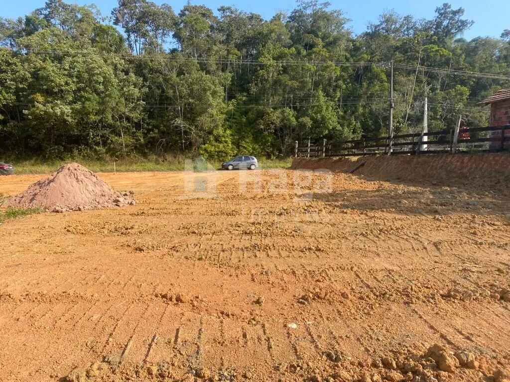 Terreno à venda de 5.880 m² em Nova Trento, SC, Brasil