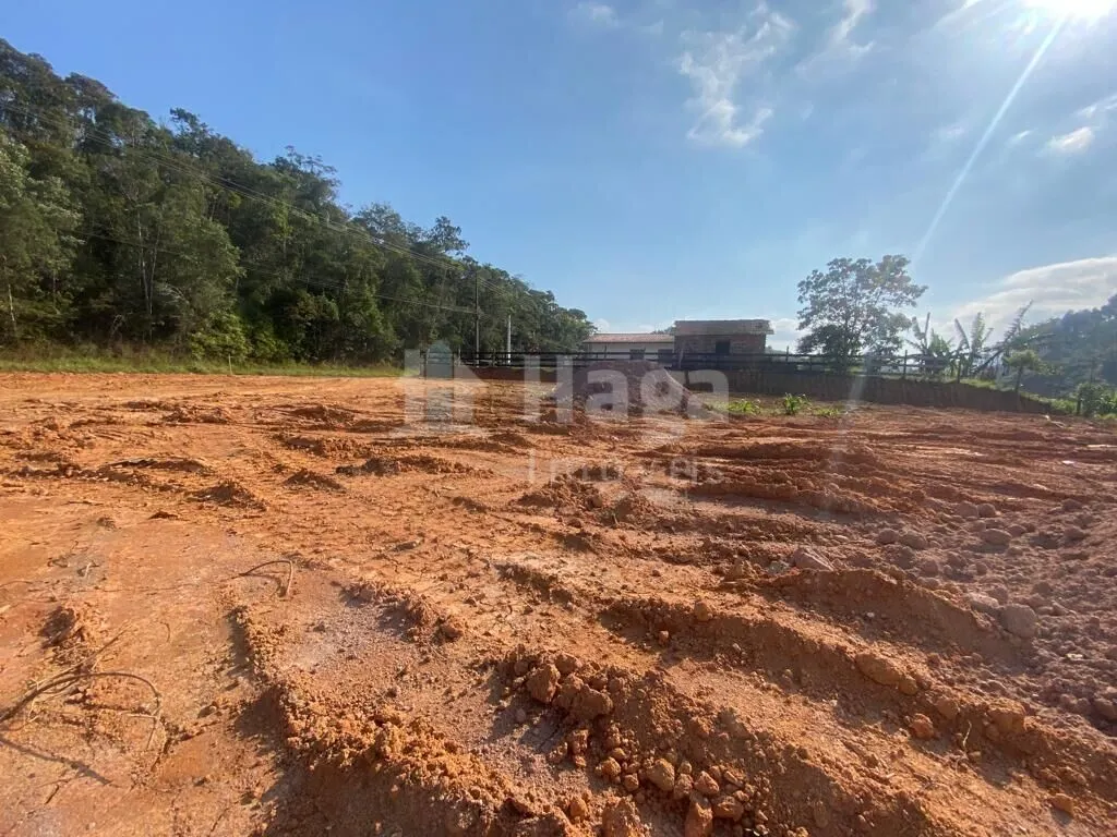 Terreno à venda de 5.880 m² em Nova Trento, SC, Brasil