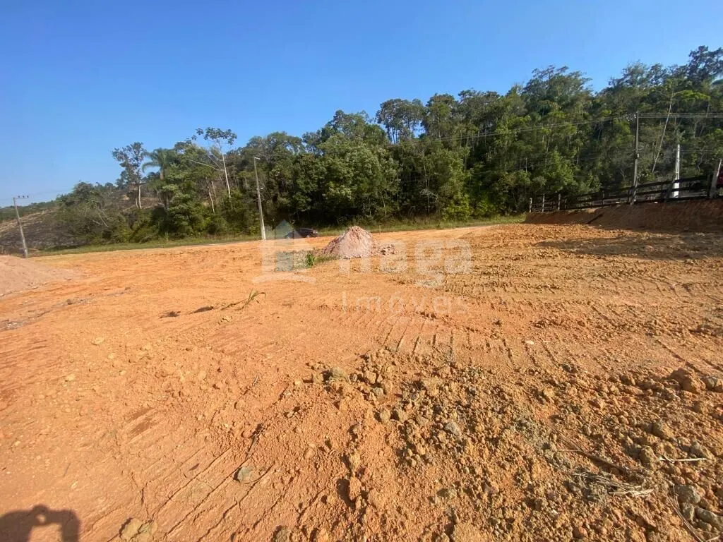 Terreno à venda de 5.880 m² em Nova Trento, SC, Brasil