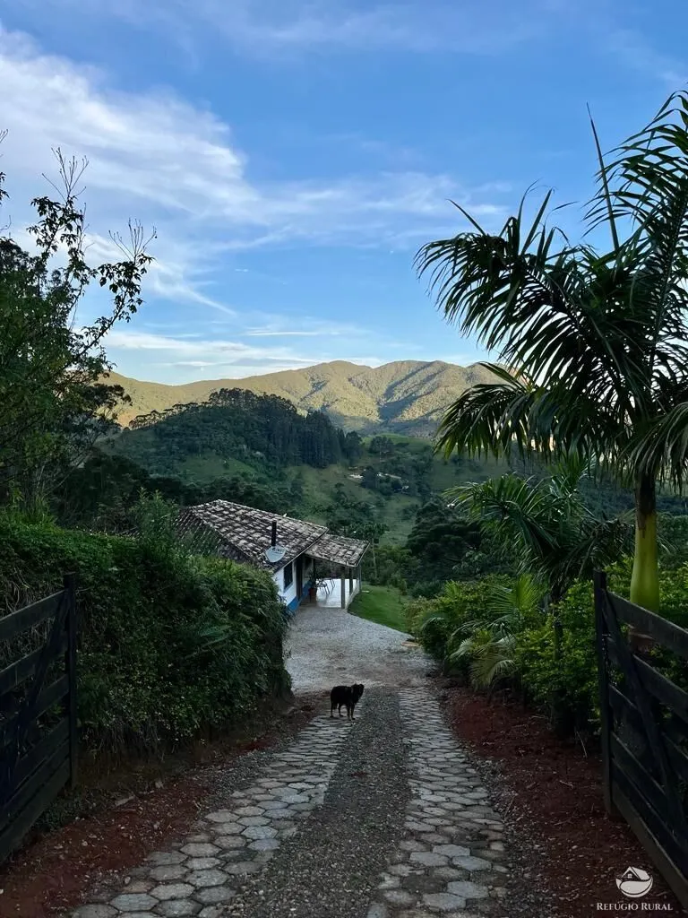 Chácara à venda de 3.000 m² em São José dos Campos, SP, Brasil