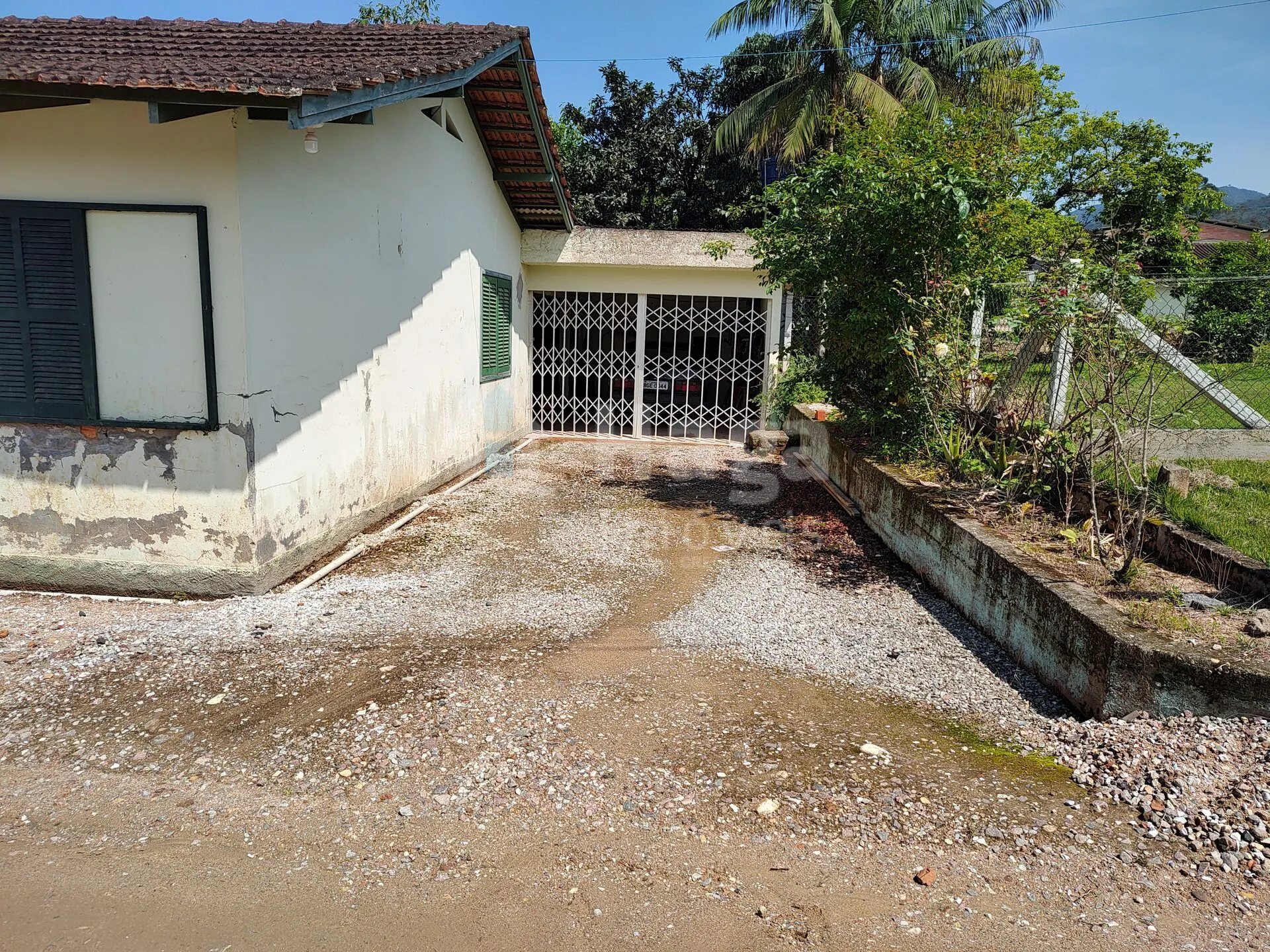 Terreno à venda e para Arrendar de 2.052 m² em Guabiruba, SC, Brasil