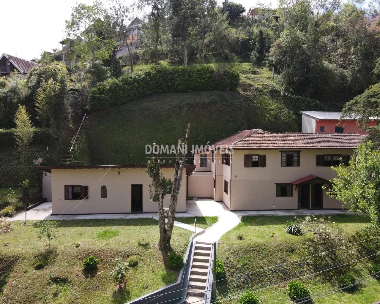 Casa à venda de 1.200 m² em Campos do Jordão, SP, Brasil
