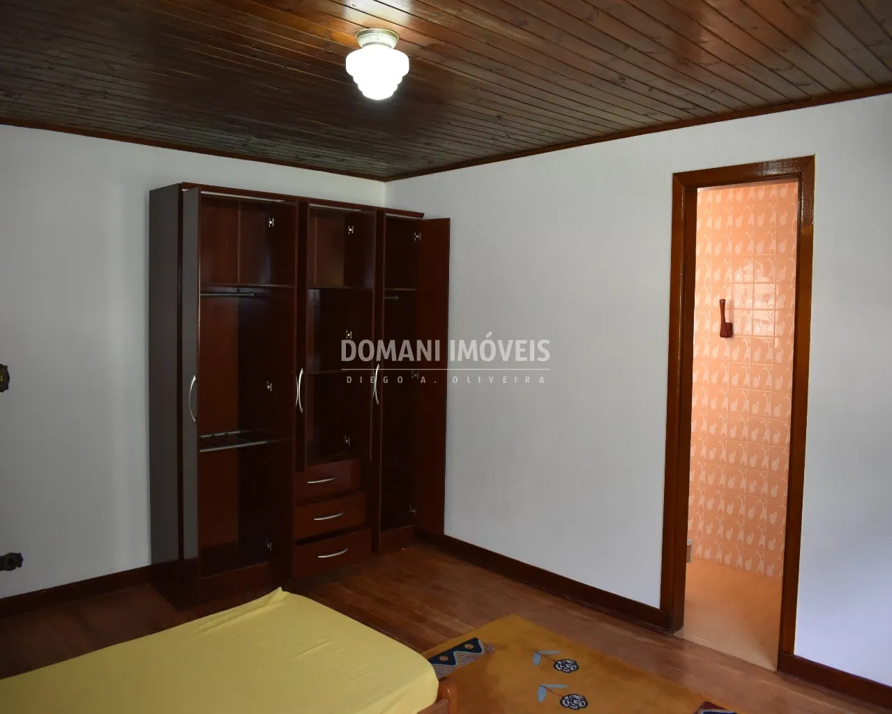 Casa à venda de 1.200 m² em Campos do Jordão, SP, Brasil