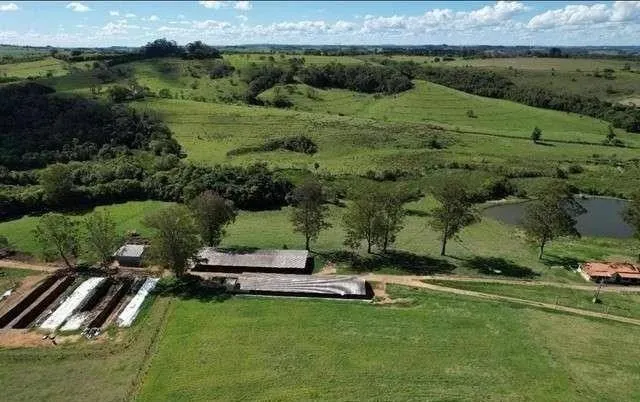 Fazenda à venda de 300 ha em Itapetininga, SP, Brasil