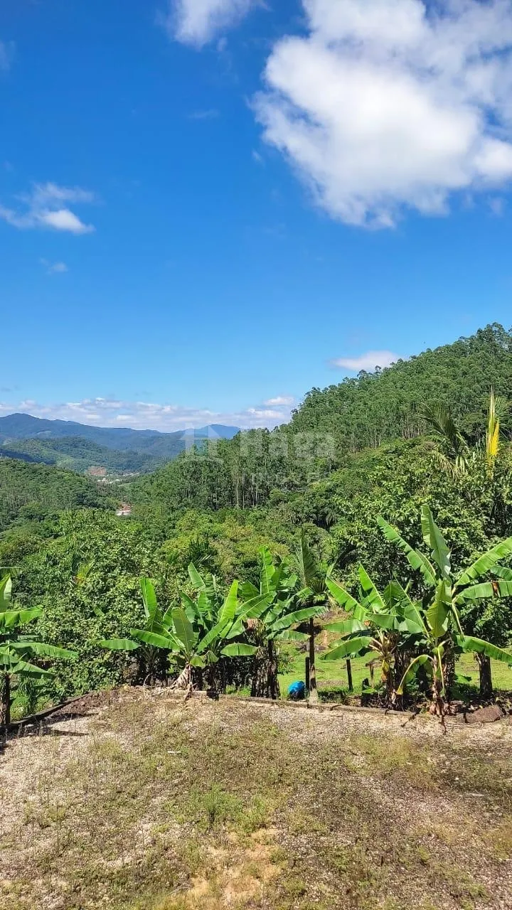 Fazenda à venda de 4 ha em Nova Trento, SC, Brasil