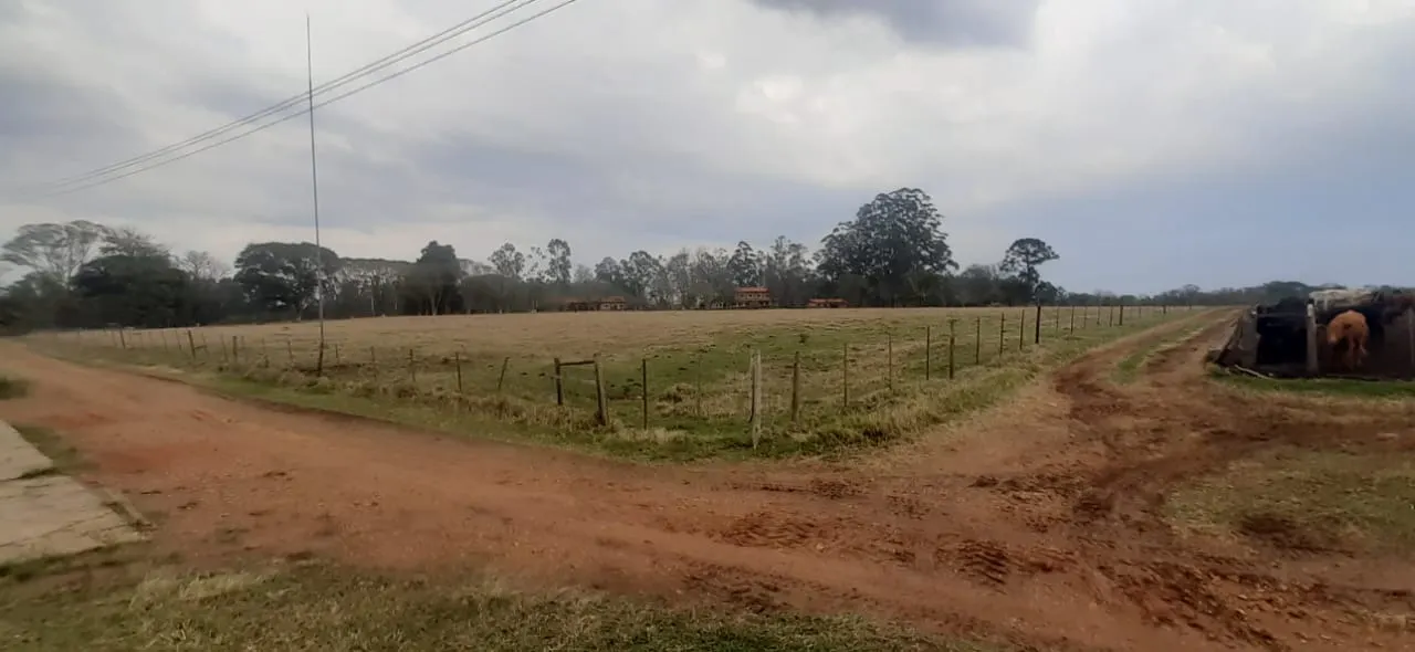 Fazenda à venda de 375 ha em Angatuba, SP, Brasil
