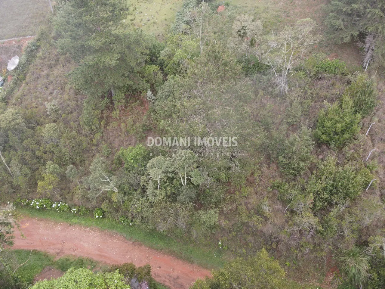 Terreno à venda de 1.200 m² em Campos do Jordão, SP, Brasil