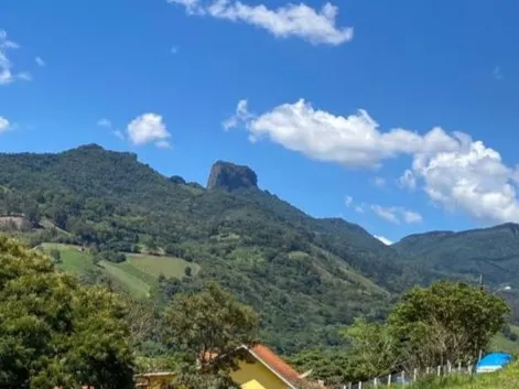 Terreno à venda de 5.100 m² em São Bento do Sapucaí, SP, Brasil