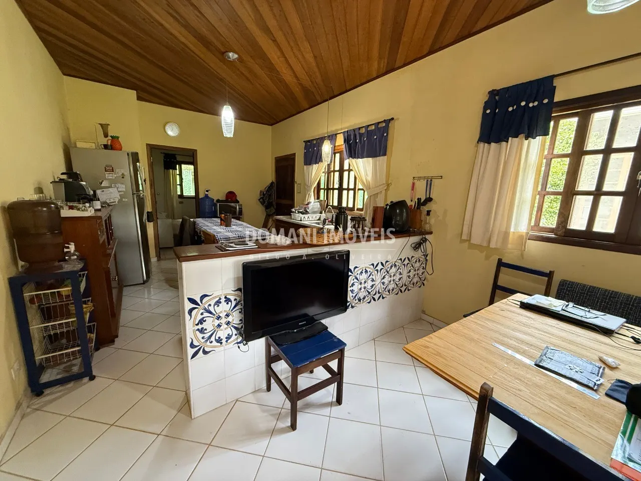 Casa à venda de 3.661 m² em Santo Antônio do Pinhal, SP, Brasil