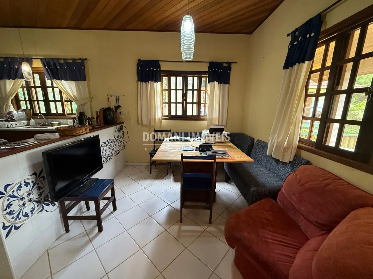 Casa à venda de 3.661 m² em Santo Antônio do Pinhal, SP, Brasil