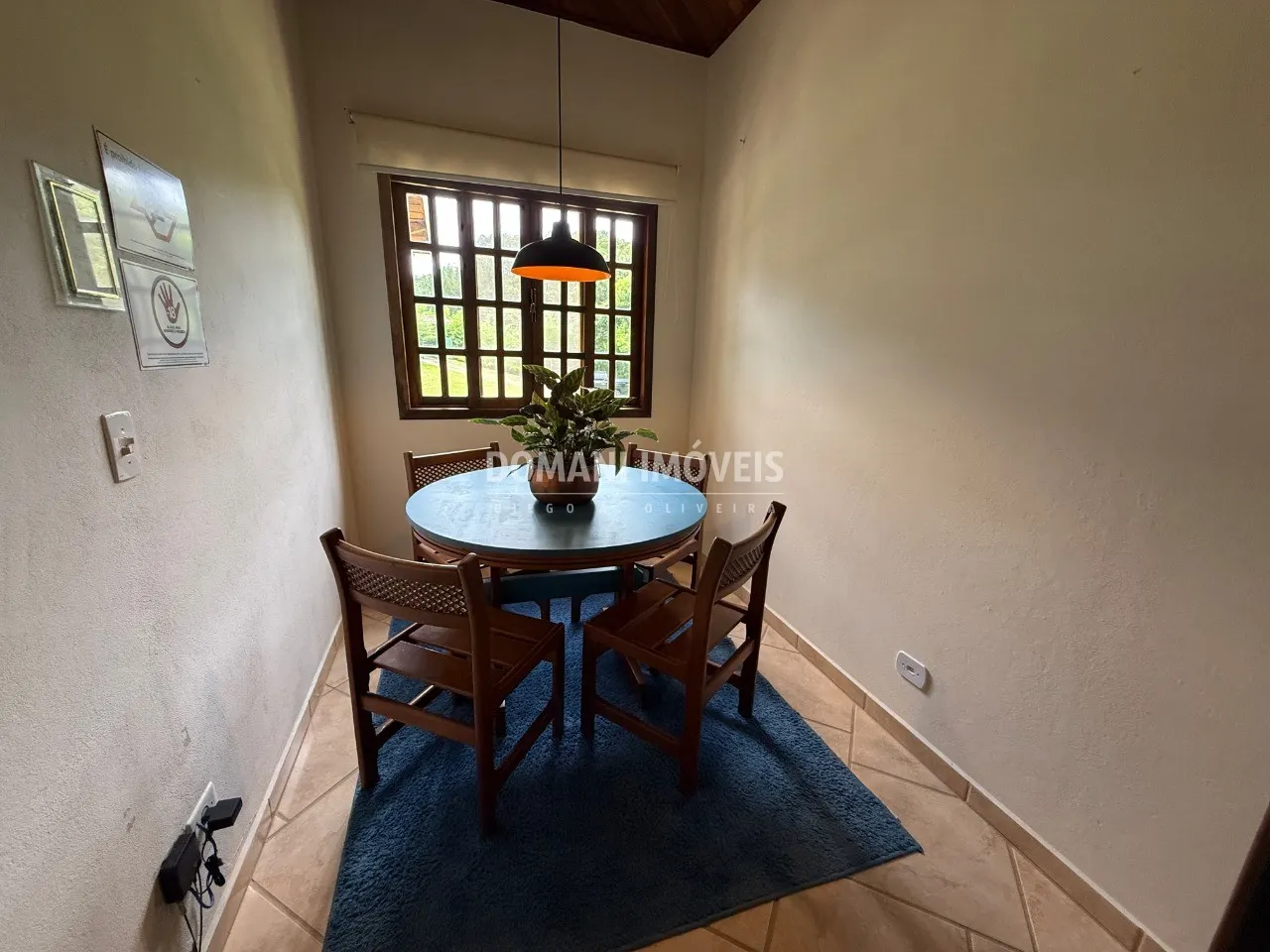 Casa à venda de 3.661 m² em Santo Antônio do Pinhal, SP, Brasil