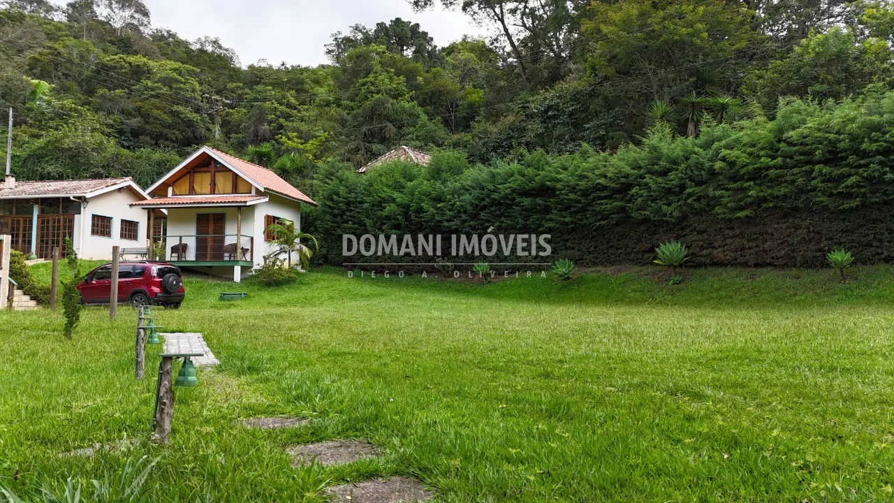 Casa à venda de 3.661 m² em Santo Antônio do Pinhal, SP, Brasil