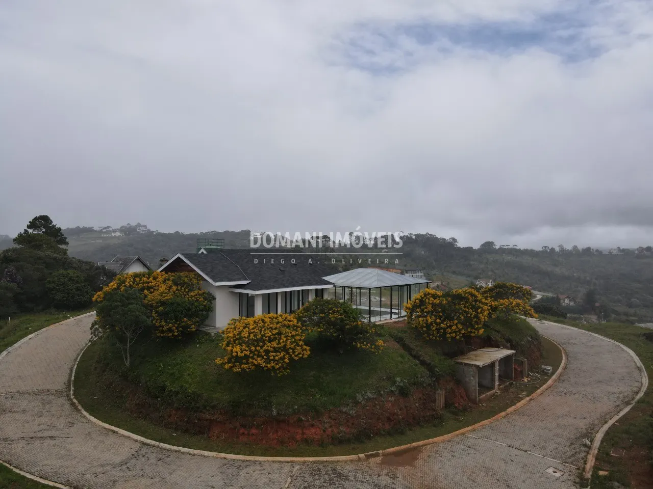 Plot for sale of 380 m² in Campos do Jordão, SP, Brazil