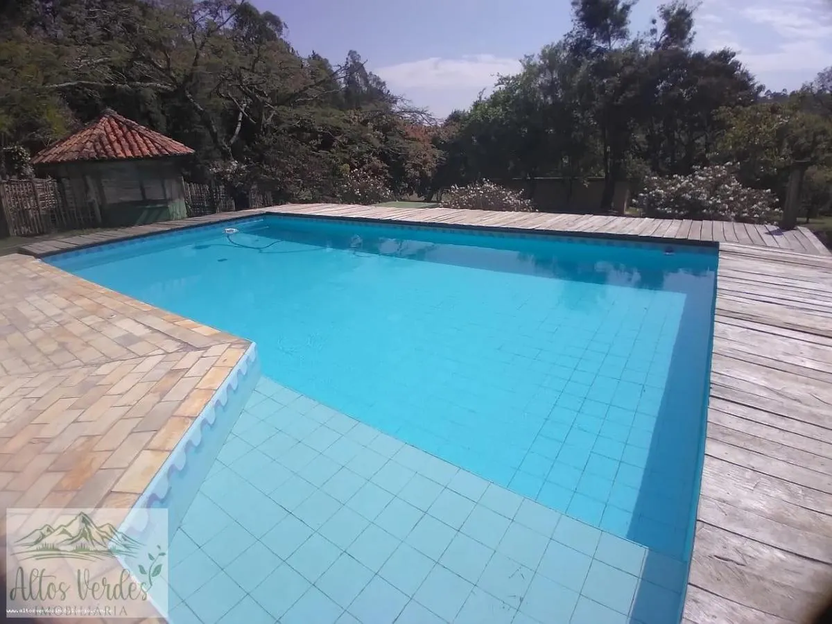 Sítio à venda de 4 ha em Pinhalzinho, SP, Brasil