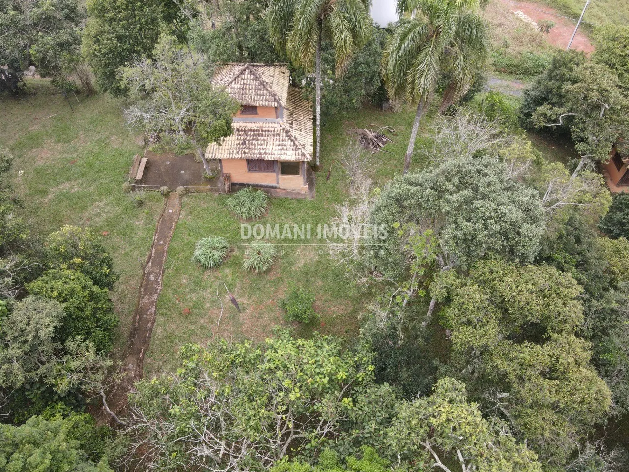 Casa à venda de 1 ha em Santo Antônio do Pinhal, SP, Brasil