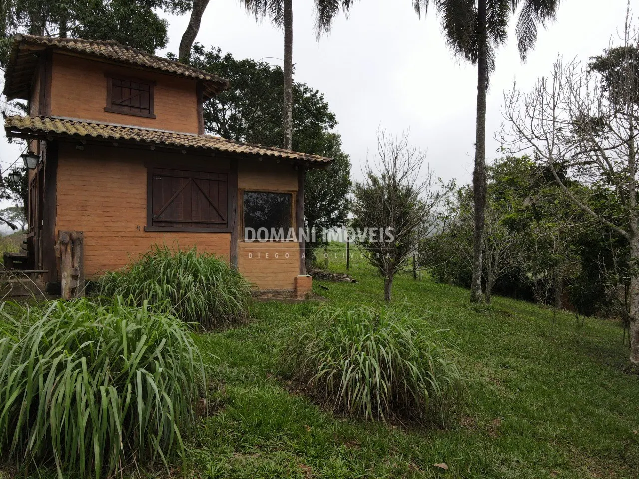 Casa à venda de 1 ha em Santo Antônio do Pinhal, SP, Brasil
