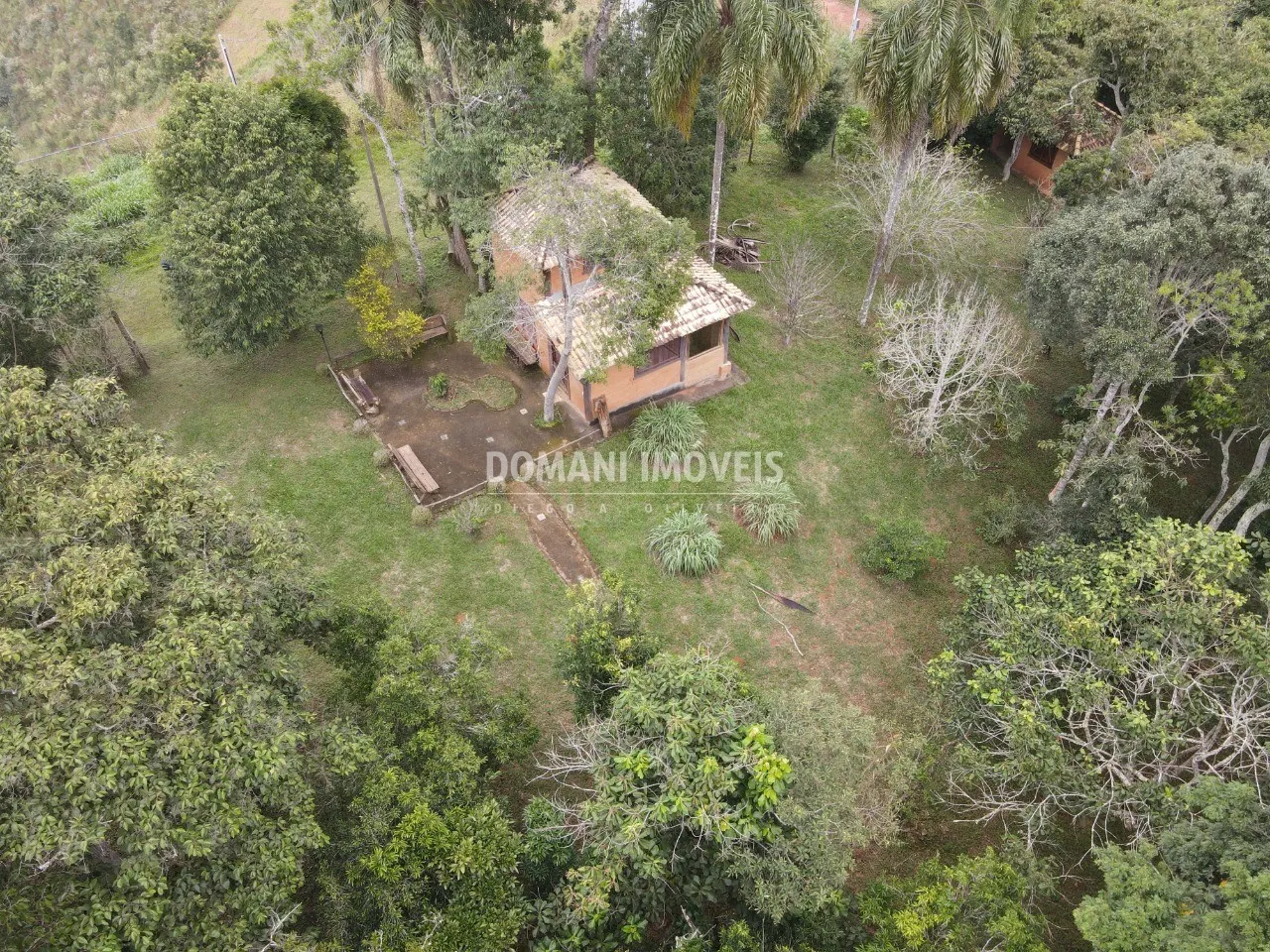 Casa à venda de 1 ha em Santo Antônio do Pinhal, SP, Brasil