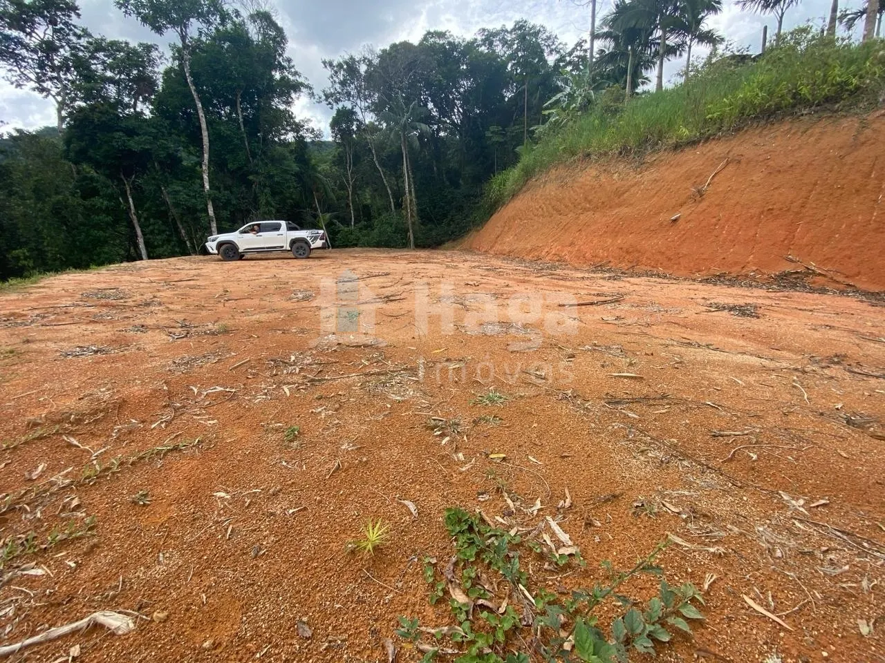 Terreno à venda de 2.400 m² em Guabiruba, SC, Brasil