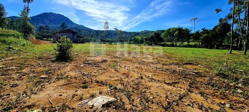 Chácara à venda de 4.700 m² em Porto Belo, SC, Brasil