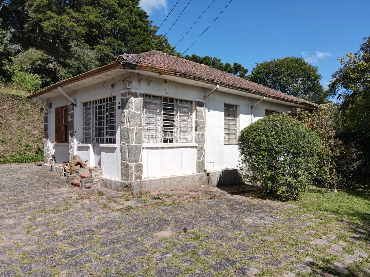 House for sale of 2,650 m² in Campos do Jordão, SP, Brazil