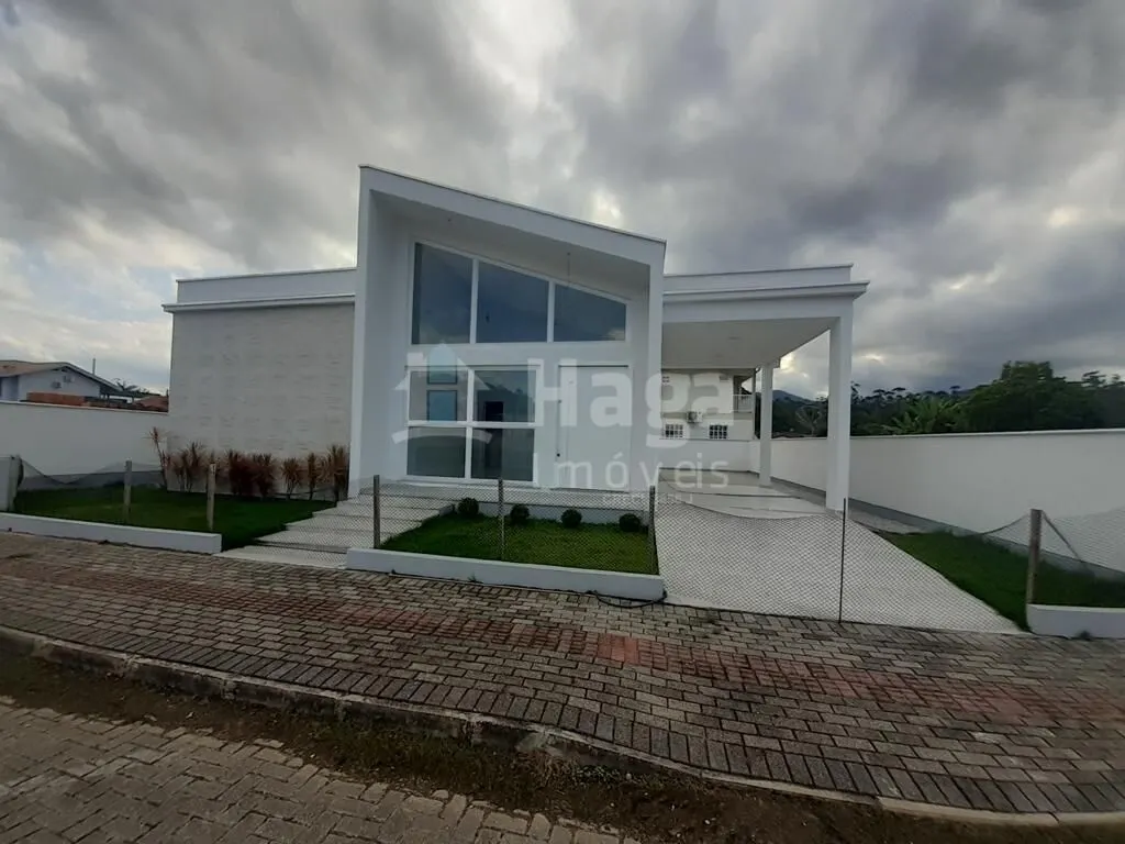 Casa à venda de 123 m² em Guabiruba, SC, Brasil